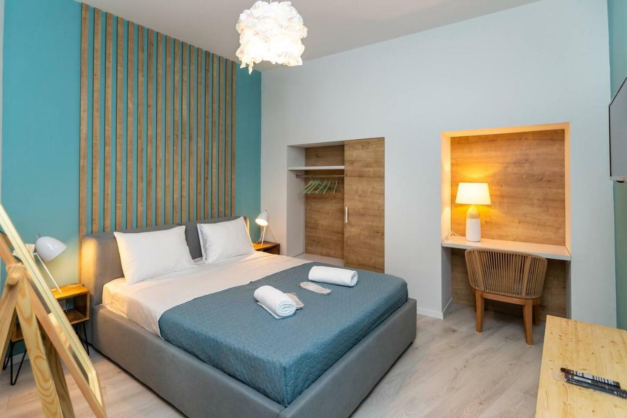 Modern Studio Near Rustaveli Ave - By Wehost تبليسي المظهر الخارجي الصورة